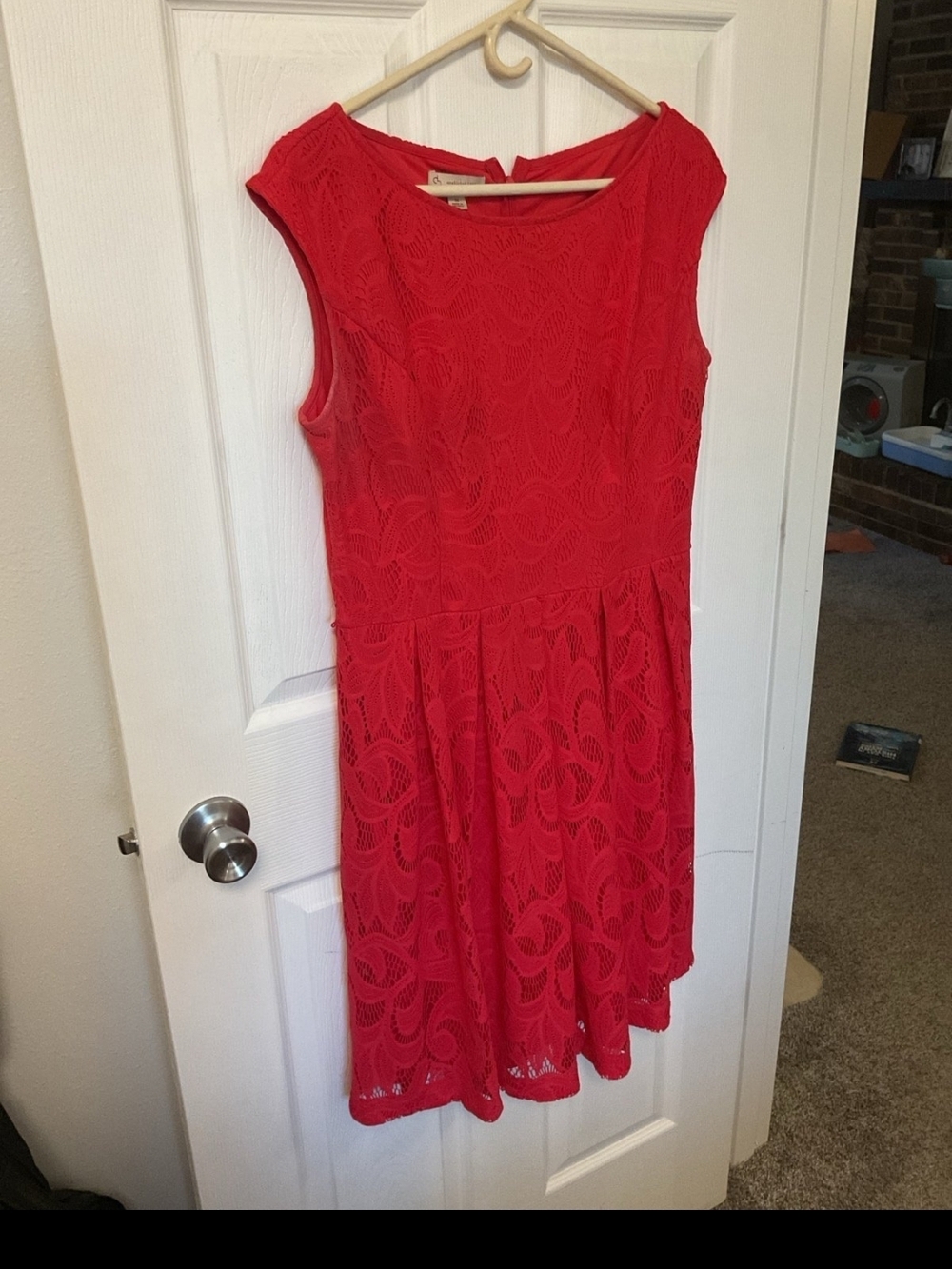 DRESS BARN Rose salmon lace Sleeveless Dress Size 14